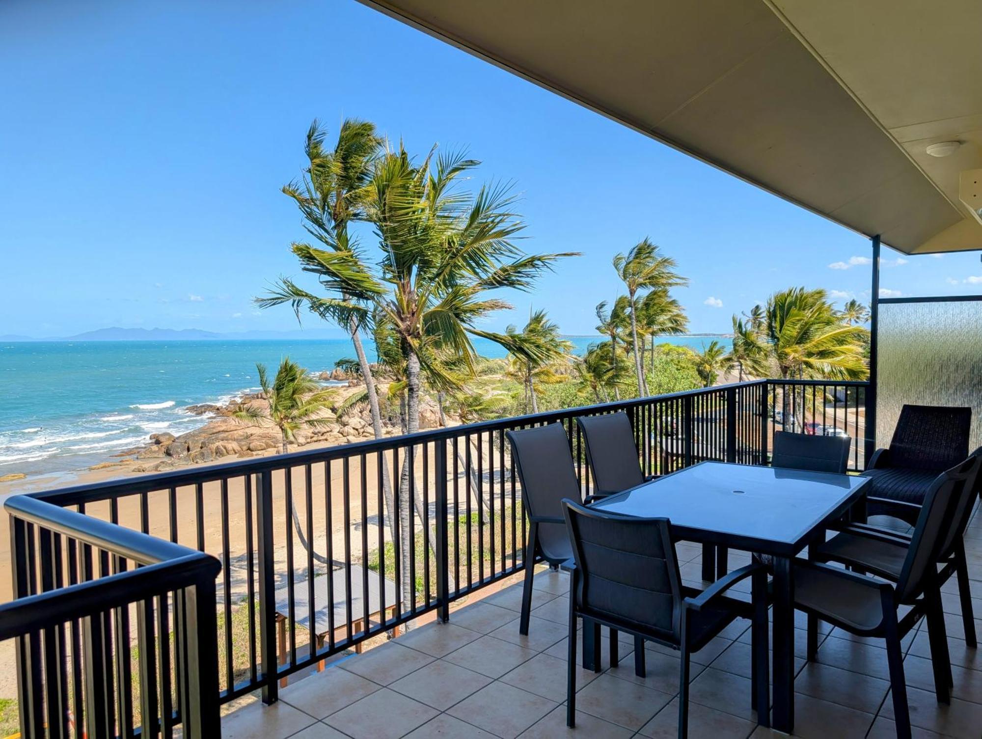 Rose Bay Resort Bowen Bagian luar foto