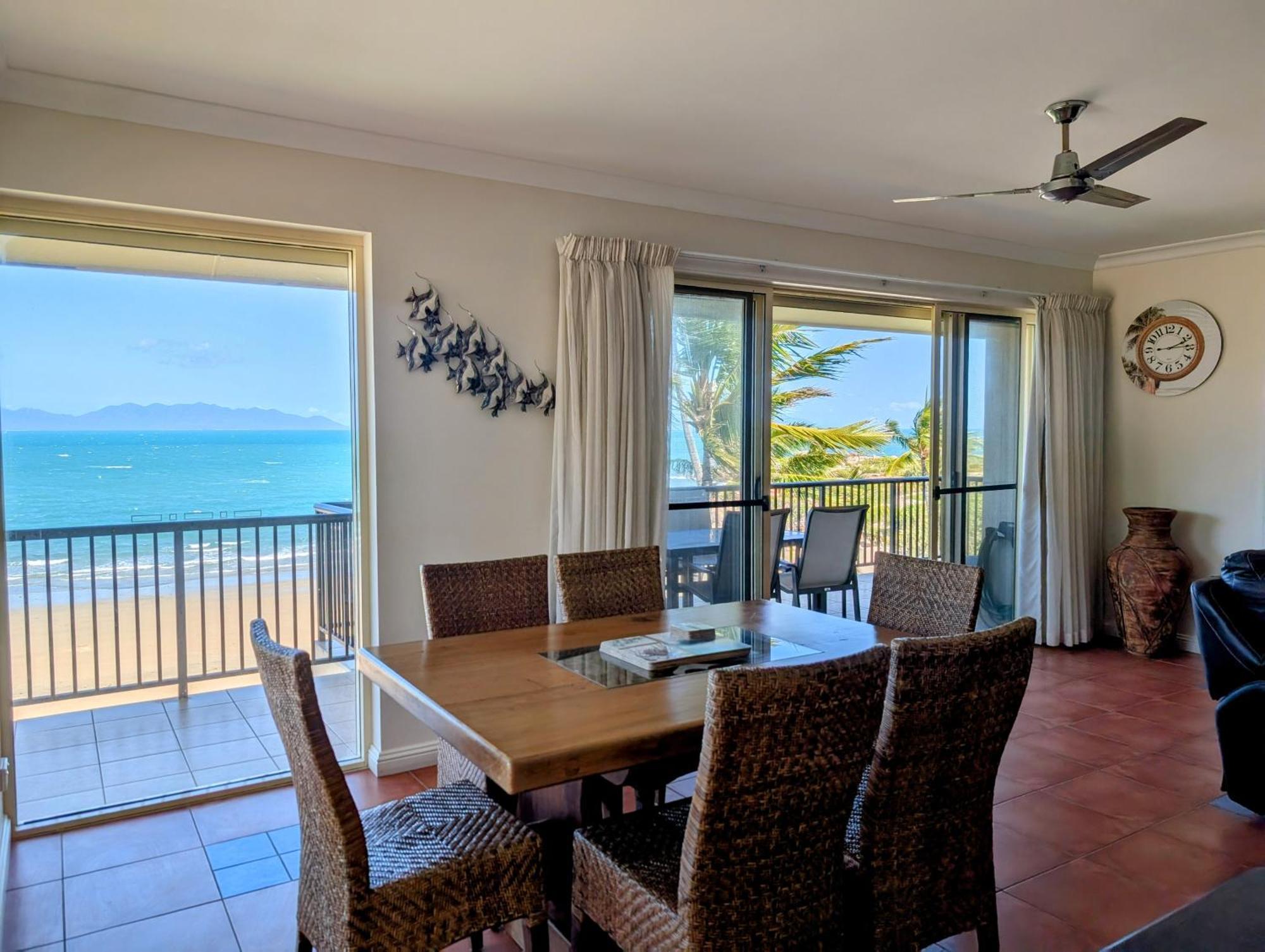 Rose Bay Resort Bowen Bagian luar foto