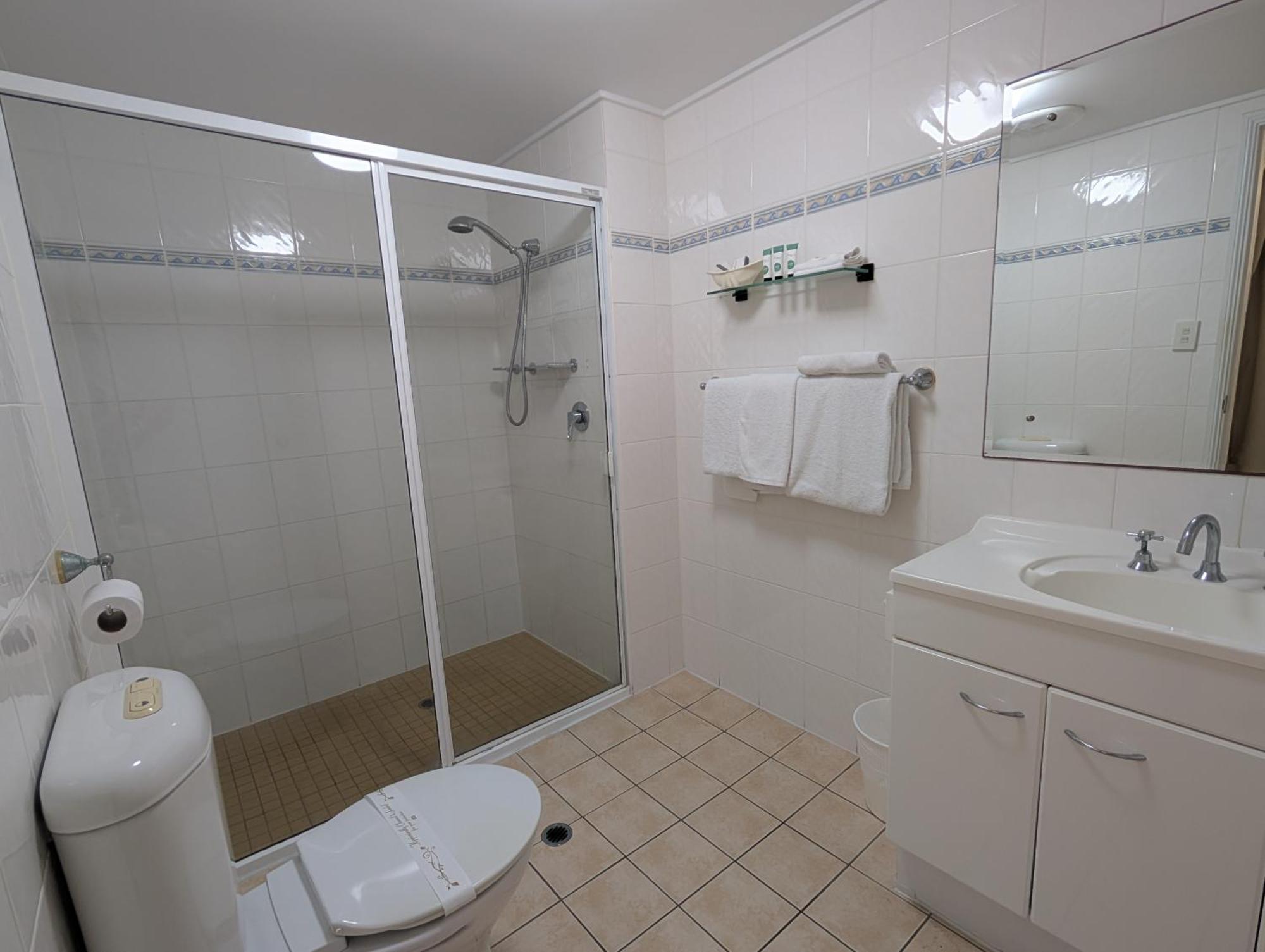 Rose Bay Resort Bowen Bagian luar foto