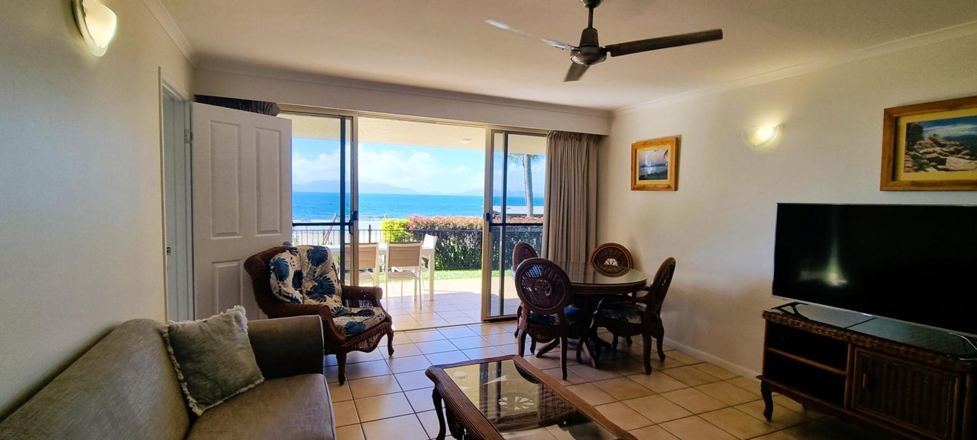 Rose Bay Resort Bowen Bagian luar foto