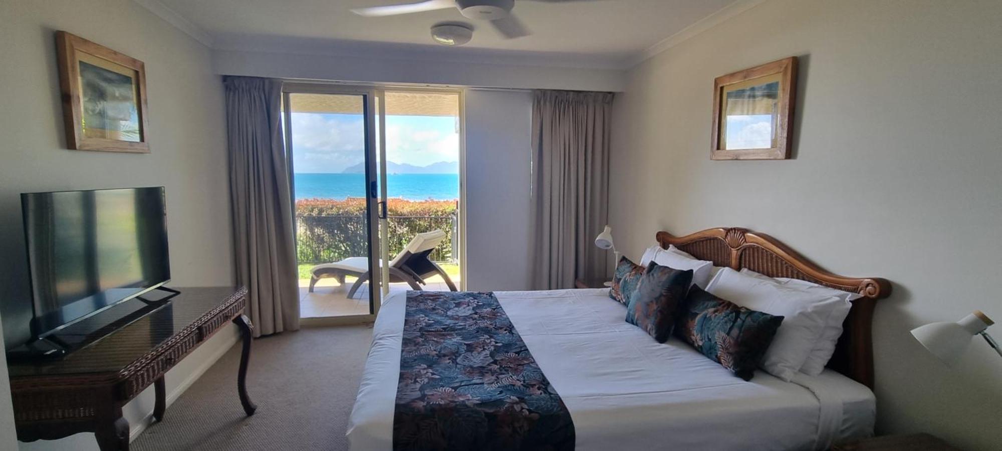 Rose Bay Resort Bowen Bagian luar foto