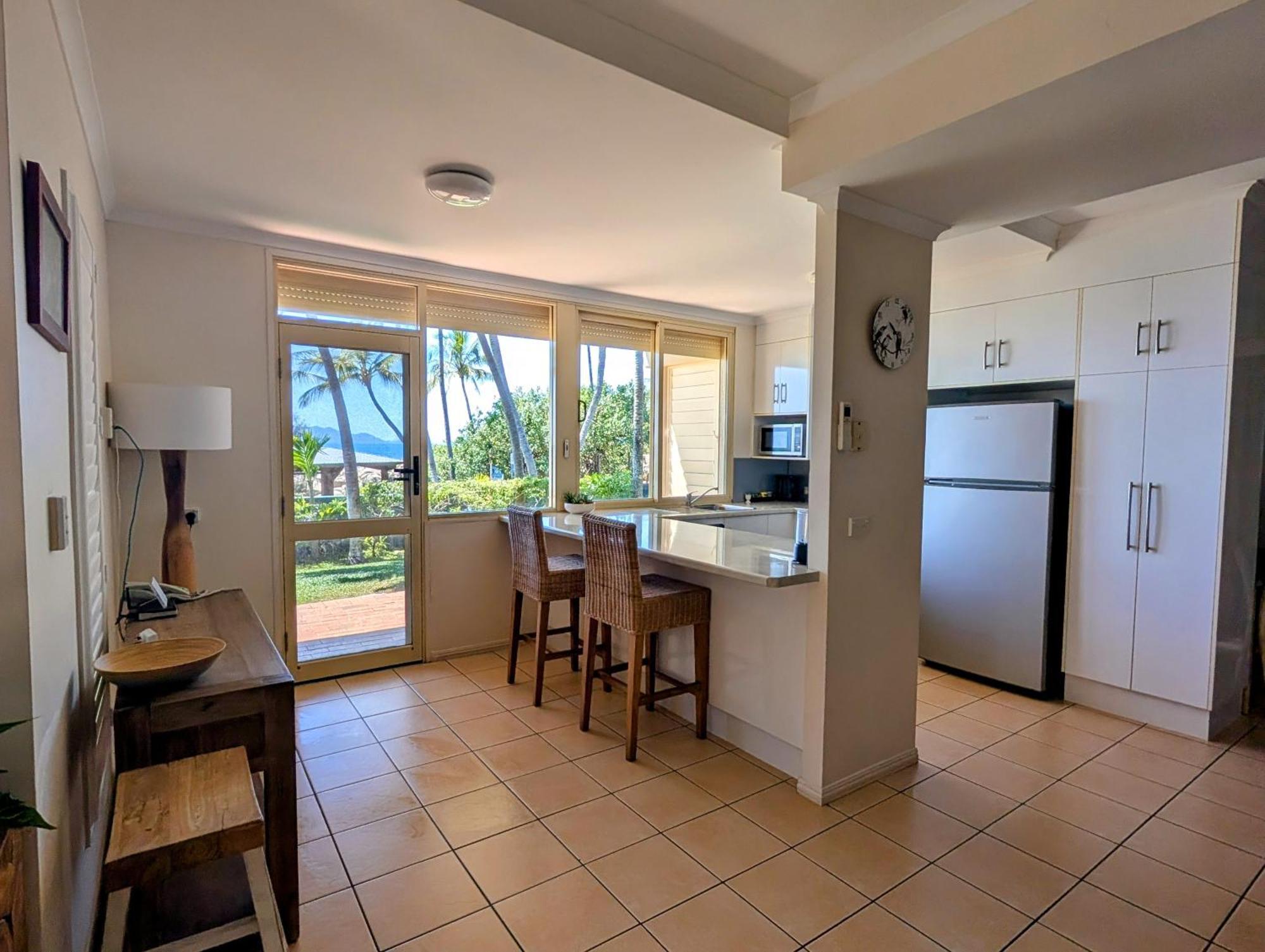 Rose Bay Resort Bowen Bagian luar foto