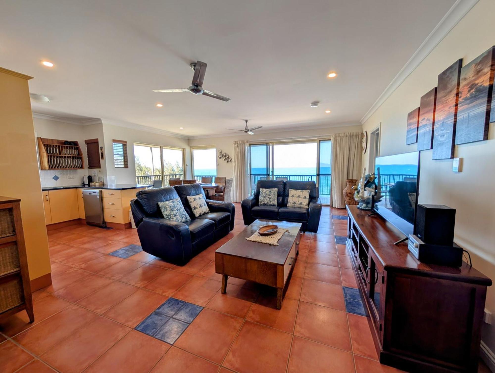 Rose Bay Resort Bowen Bagian luar foto