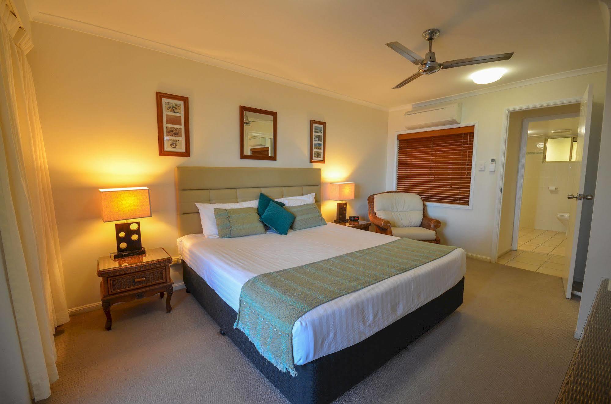 Rose Bay Resort Bowen Bagian luar foto